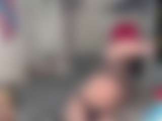 Live cam show with Charlotbelucci - Facial Piercings on CSO-WL