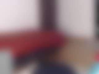 Live cam show with Charlotbelucci - Gray Eyes on madthumbs