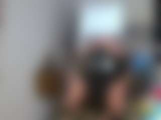 Live cam show with Charlotbelucci - Ejaculation on sexylive.show