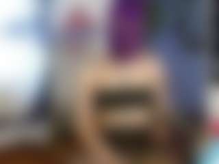 Live cam show with Charlotbelucci - Gray Eyes on galaxygirlnitro.com