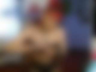 Charlotbelucci's Live Sex Cam Show