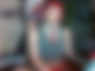 Live cam show with Charlotbelucci - Gray Eyes on eurowanks.com