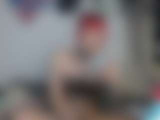Charlotbelucci's Live Sex Cam Show