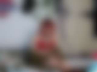 Live cam show with Charlotbelucci - Dominican on sexylive.show