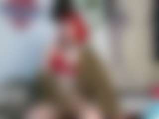 Live cam show with Charlotbelucci - Tease on Camsoda