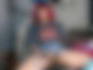 Charlotbelucci's Live Sex Cam Show