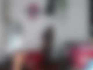 Live cam show with Charlotbelucci - Dominican on liverealitysex.com