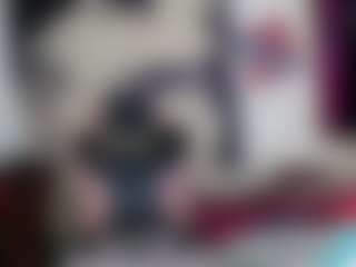 Charlotbelucci's Live Sex Cam Show