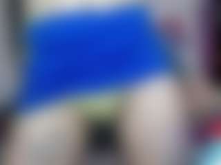 Live cam show with Charlotbelucci - Big Balls on CamwithHer