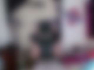 Charlotbelucci's Live Sex Cam Show