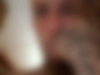 Live cam show with Nino - Outside on wildcum.com