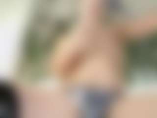 Live cam show with maxlemus - English on Uber Horny