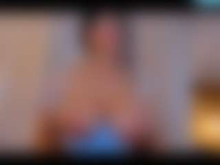 Live cam show with Natashahartaman - Athletic MILF on CamSodaAdn