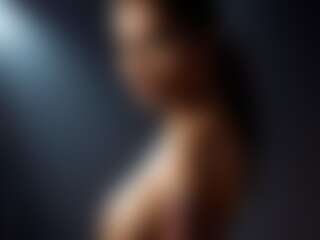 Ana Raquel's Live Sex Cam Show