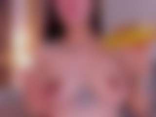 Live cam show with Sofia Ivanova - Thick on Camsoda