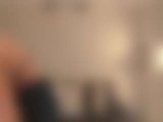 Live cam show with NIA - Work on StripNow