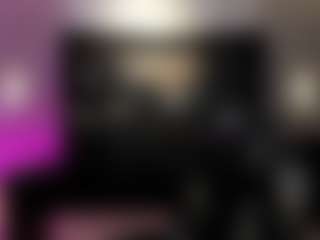 Live-camshow met NIA - Work op Camsoda