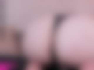 Live cam show with amberdiamont - Ejaculation on Chatstar