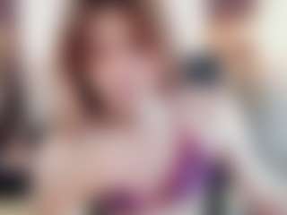 Live cam show with amberdiamont - Small Tits on Chatstar