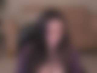 Live cam show with Becca Baxter - Brown Hair on CamSextacy