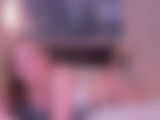 Live cam show with Olivia-Jazz - Blonde Hair Middle Aged on Camsoda
