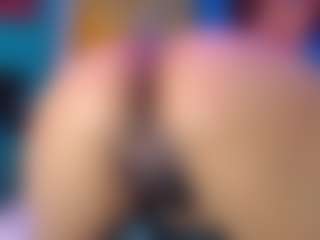 Live cam show with candy-hairy - Fuck Machine on Fit Hotties