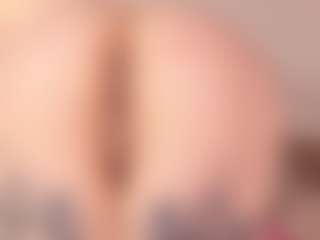 Live cam show with Yuriko-May - Sport on studioflirtlive.com