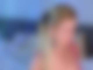 Live cam show with Ann - Kisses on anonymated.com