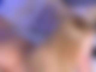 Live cam show with Ann - Kisses on MyBangCams