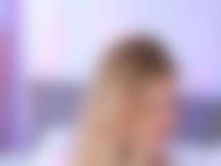 Live cam show with Ann - Kisses on Cam Slut