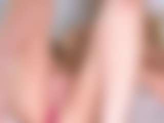 Live cam show with Ann - Kisses on mypornchat.com
