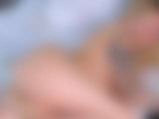 Live cam show with Ann - Kisses on Free Soda
