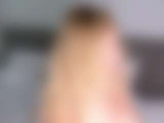 Live cam show with Ann - Moaning on fuklive.com