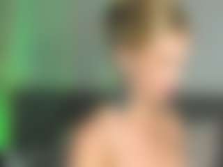Live cam show with Ann - Kisses on Hubzter Live