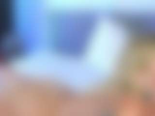 Live cam show with Ann - Kisses on fapnchat