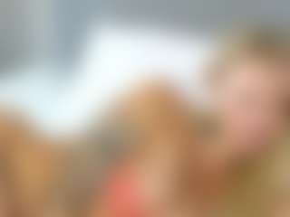 Live cam show with Ann - Moaning on StripNow