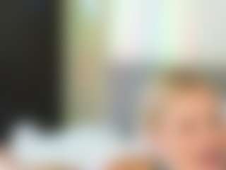 Live cam show with Ann - Plug on Chatstar