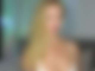 Live cam show with Ann - Teasing on Camsoda