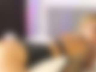 Live cam show with Ann - Plug on friskycurves.com