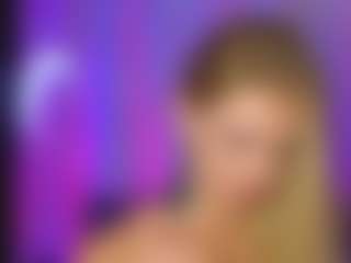 Live cam show with Ann - Kisses on Mixed Magazine Live