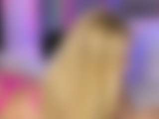 Spettacolo in cam dal vivo con Ann - Teasing su Camsoda