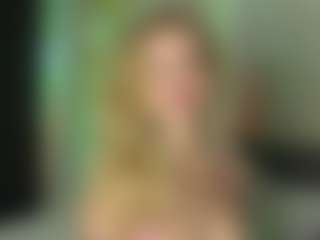 Live cam show with Ann - Teasing on Nude Live Now