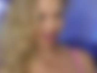 Live cam show with Ann - Plug on Nude Live Now