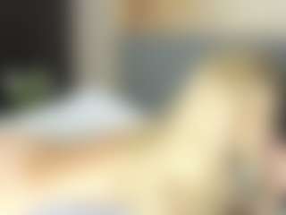 Live cam show with Ann - Teasing on Dolls Live
