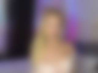 Live cam show with Ann - Teasing on testsause.com
