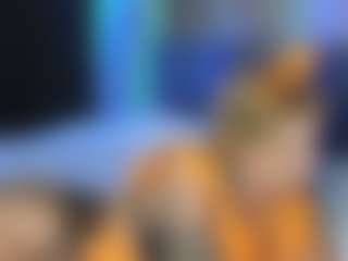 Live cam show with Ann - Plug on camwithhim.com