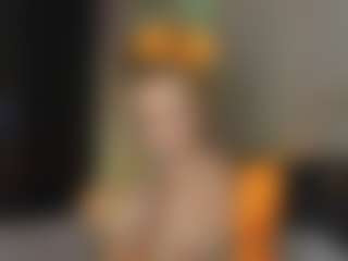 Live cam show with Ann - Teasing on CamClone