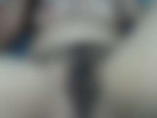 Live cam show with LIlythBrown69 - Teen (18+) on chickslive.net
