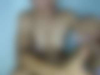 Live cam show with LIlythBrown69 - Eating Pussy on Fling VIP Chat