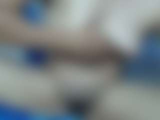 Live cam show with LIlythBrown69 - Colombia on Camsoda